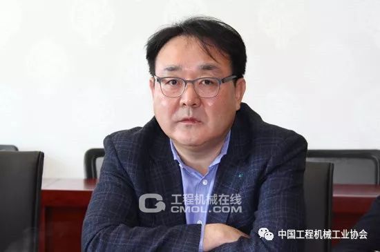 斗山工程機械(中國)有限公司總裁李浩哲發言 斗山工程機械(中國)有限公司總裁李浩哲發言