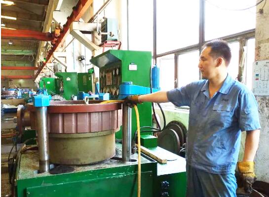 戰酷暑 高溫下的守候 ——致敬高溫下最美的大閥人 戰酷暑 高溫下的守候 ——致敬高溫下最美的大閥人
